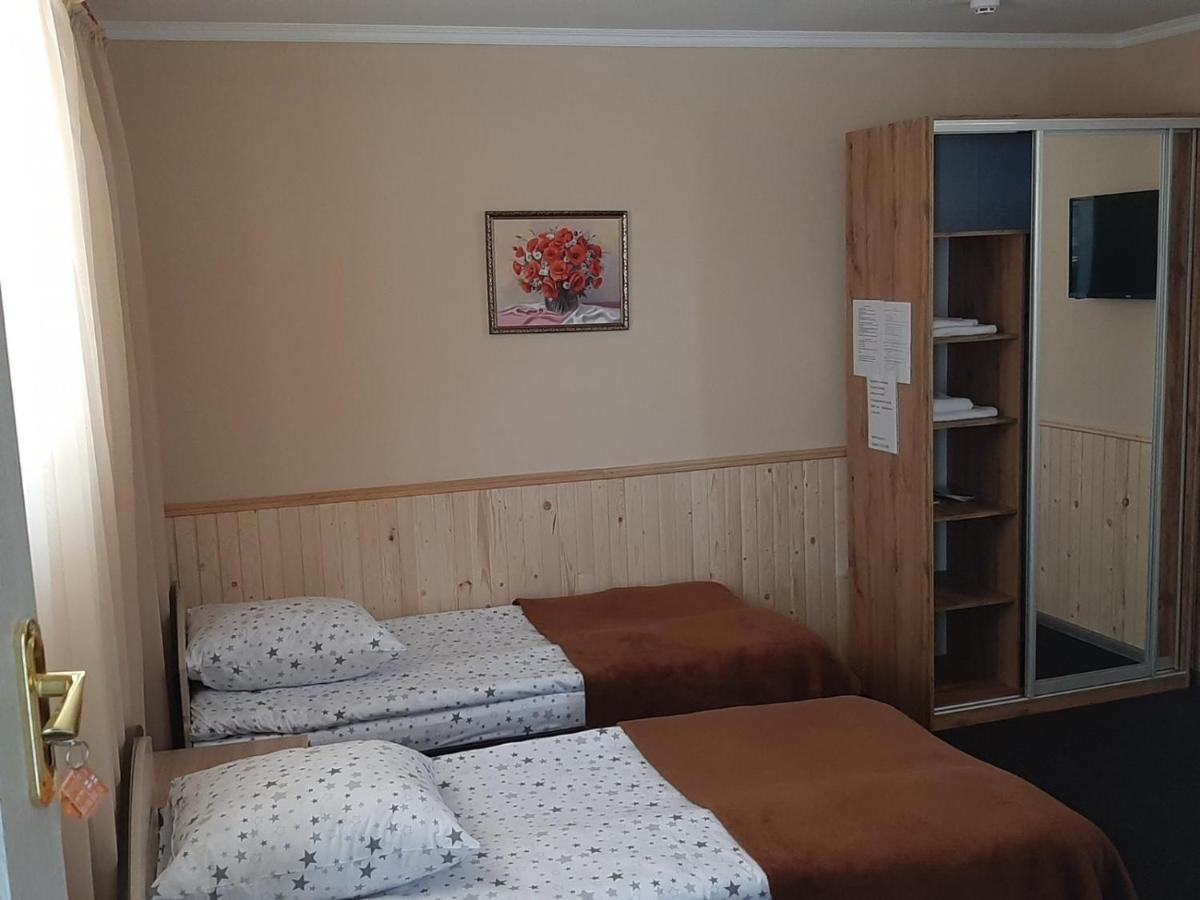 Hotel 7/24 Бровари Екстериор снимка